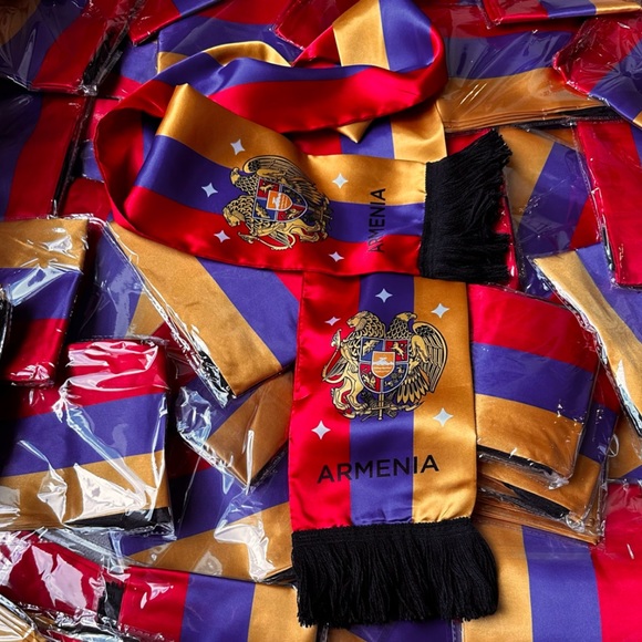Armenian Soccer Scarf - New WRAPPED with Tags / Armenia Football Stole - Picture 4 of 17